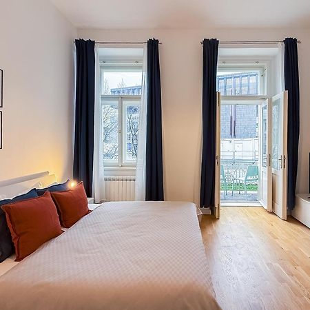 Turnkey I Wenceslas Square Apartments Praga Esterno foto