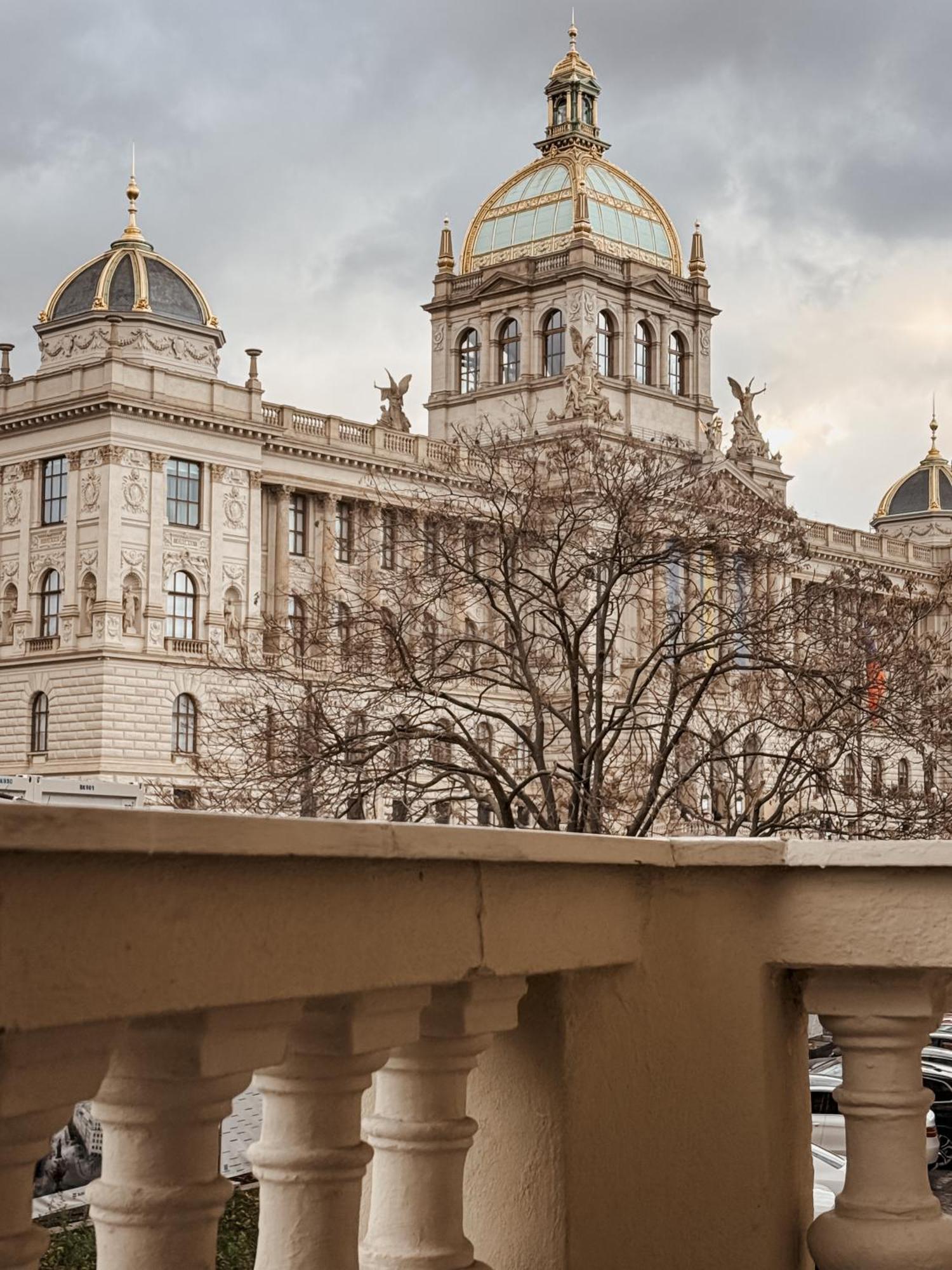 Turnkey I Wenceslas Square Apartments Praga Esterno foto